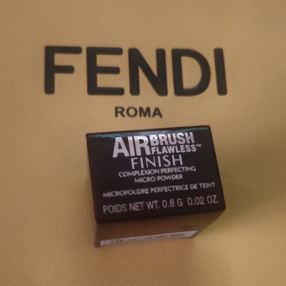 Charlotte Tilbury Other - 5 For $25 Charlotte Tilbury Airbrush Flawless Finish Perfecting Micro Powder